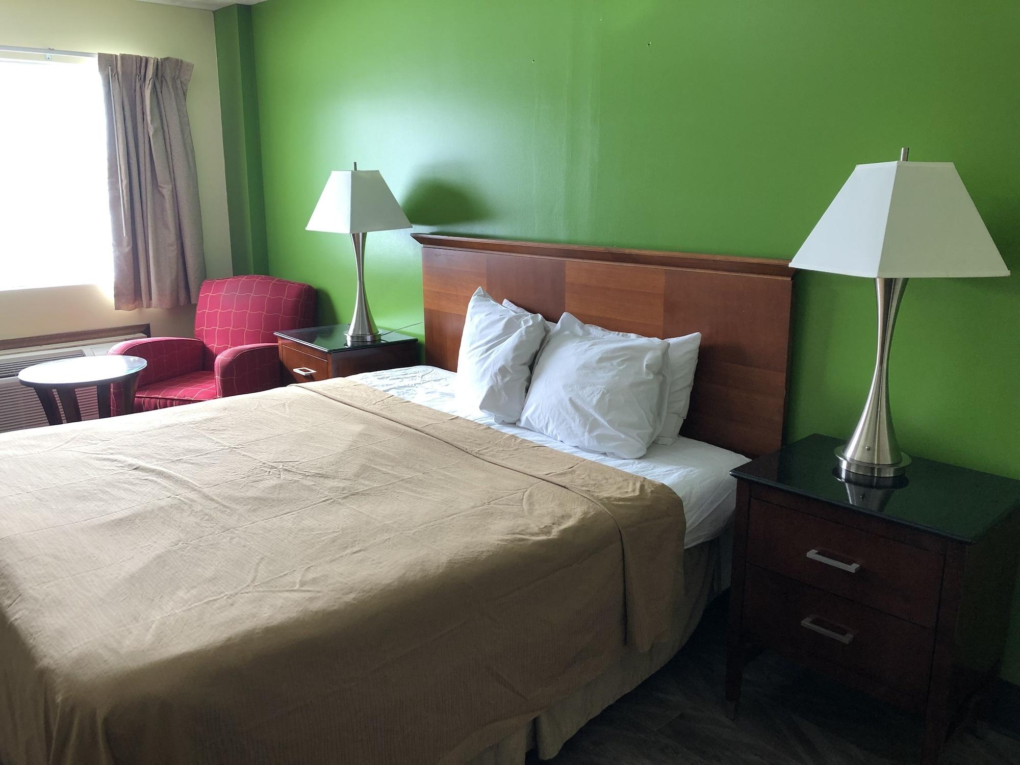 Western Inn South Карні Екстер'єр фото